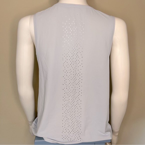 Lulu lemon Run On Tank - Picture 5 of 9